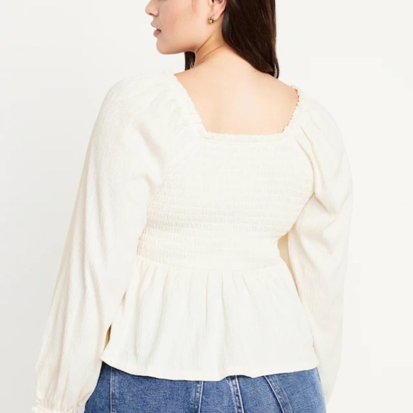 - NWT OLD NAVY Long-Sleeve Smocked Peplum Top COLOR SEA SALT - Picture 5 of 7
